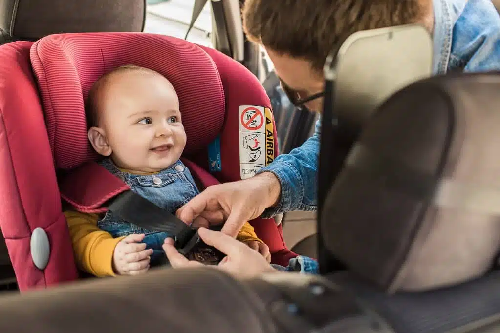 can you feed a baby in a car seat